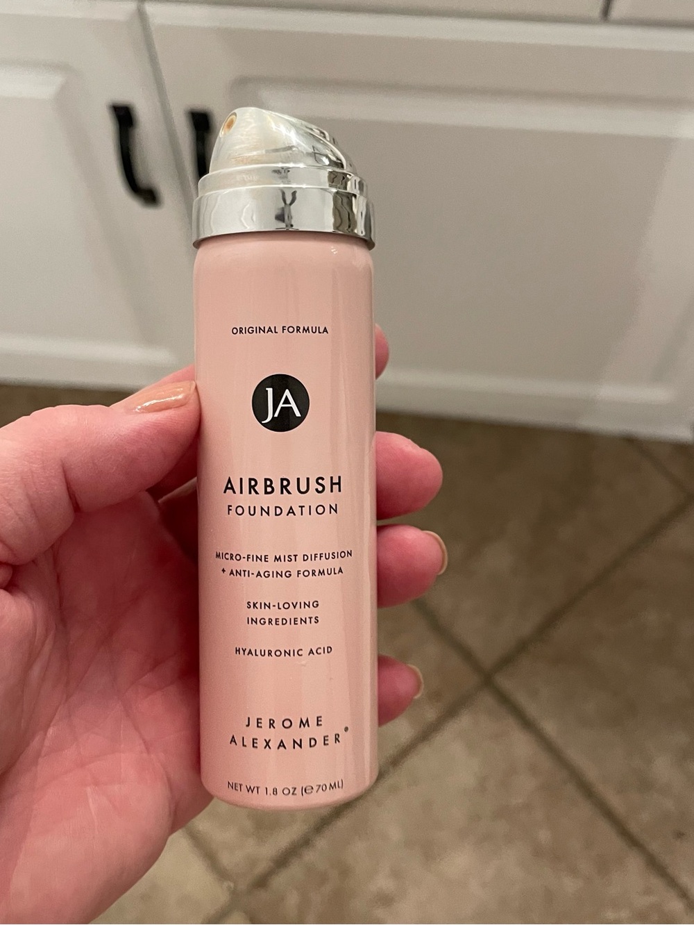 Airbrush Foundation - #fair shade
JA AIRBRUSH FOUNDATION
Jerome Alexander